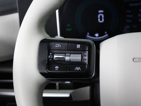Certified 2026 Hyundai Santa Fe SEL FWD image 29