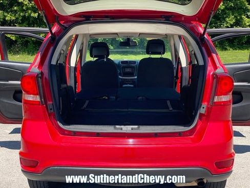 Used 2019 Dodge Journey SE w/ Connectivity Group FWD image 39