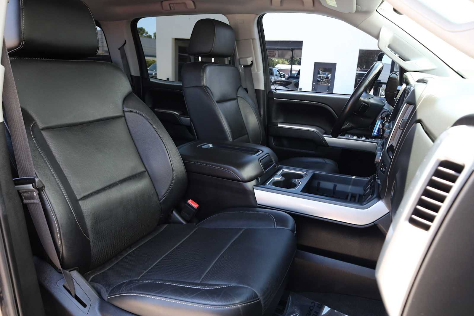 Used 2015 Chevrolet Silverado 2500 LTZ w/ Duramax Plus Package AWD/4WD image 35