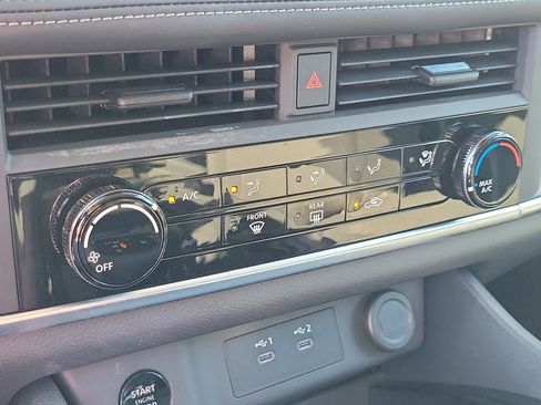 Certified 2024 Nissan Rogue S image 29