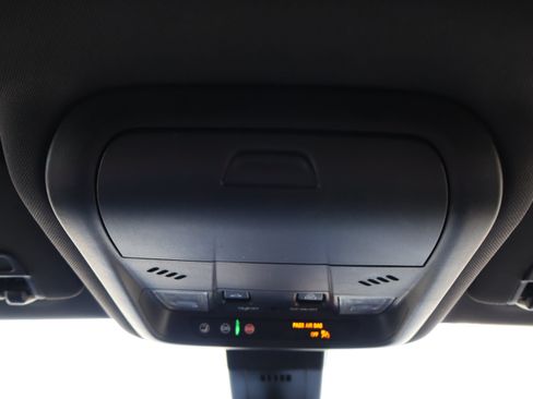 Used 2024 Chevrolet Equinox RS w/ RS Leather Package AWD/4WD image 30