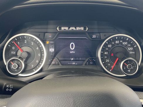 New 2026 RAM 1500 Express AWD/4WD image 25