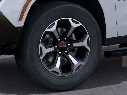 New 2026 GMC Yukon AT4 Ultimate w/ LPO, Floor Liner Package AWD/4WD image 9