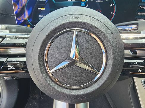 Used 2023 Mercedes-Benz E 450 Cabriolet image 22