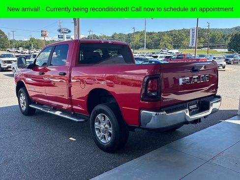 Used 2026 RAM 2500 Big Horn AWD/4WD image 2