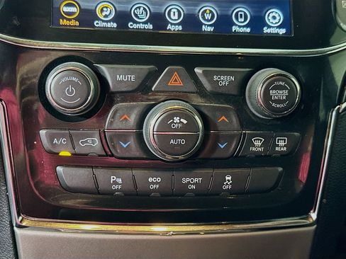 Used 2021 Jeep Grand Cherokee Trailhawk image 27