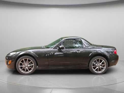 Used 2011 MAZDA MX-5 Miata Grand Touring RWD image 3