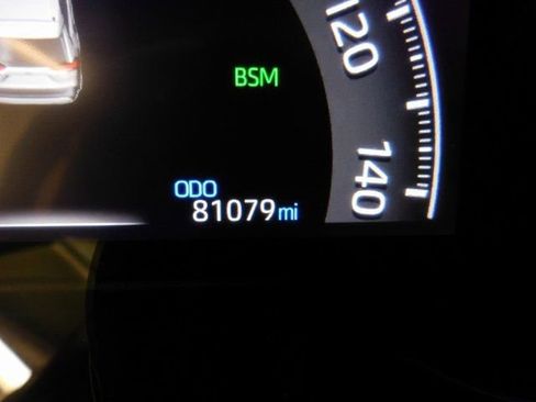 Used 2019 Toyota RAV4 Limited image 59