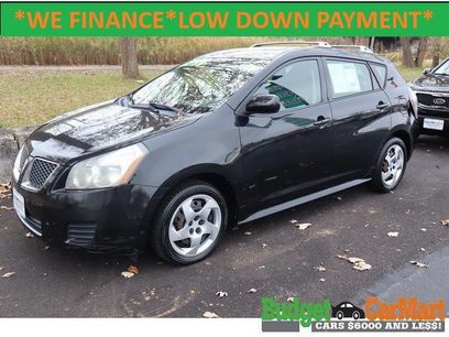 Used 2010 Pontiac Vibe w/ Sun And Sound Package