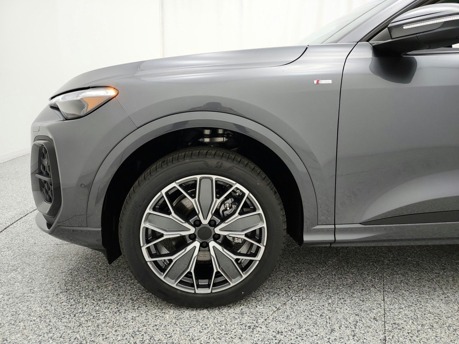 New 2026 Audi Q5 Premium Plus AWD/4WD image 13