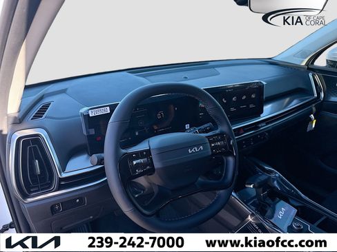 New 2026 Kia Sorento LX image 25