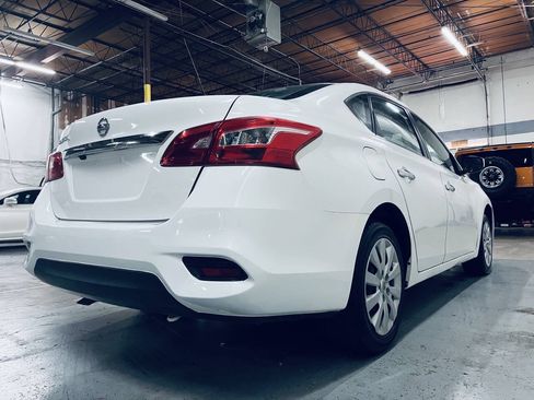 Used 2019 Nissan Sentra S FWD image 3