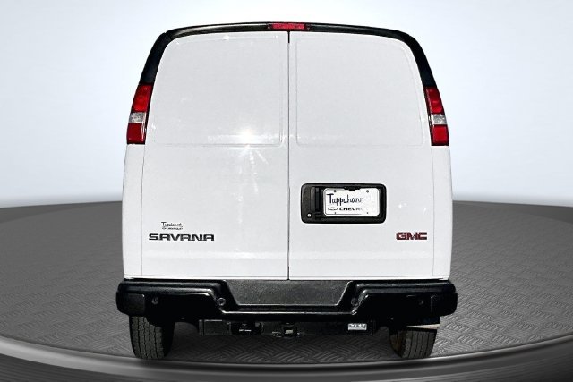 Used 2023 GMC Savana 3500 w/ Driver Convenience Package RWD image 5
