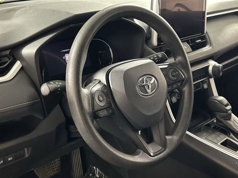 Used 2024 Toyota RAV4 LE image 13