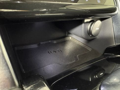 Used 2020 Land Rover Discovery Sport S AWD/4WD image 23