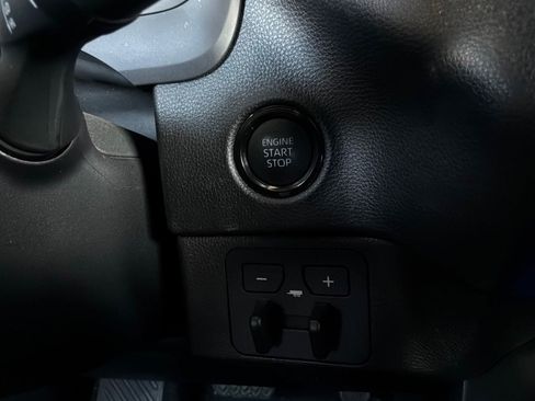 Used 2025 Toyota Tundra SR5 AWD/4WD image 22