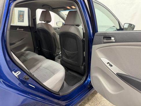 Used 2015 Hyundai Accent GLS FWD image 29