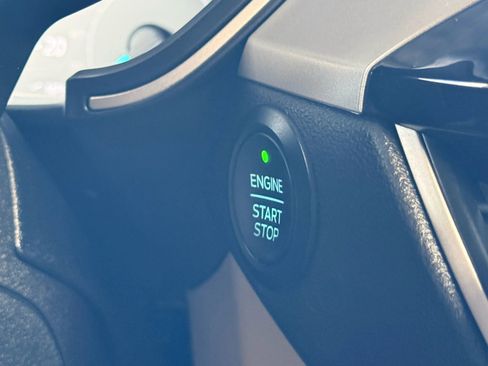 Used 2020 Ford Escape SEL image 30