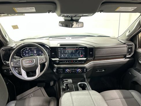 Certified 2025 GMC Sierra 1500 Elevation AWD/4WD image 18