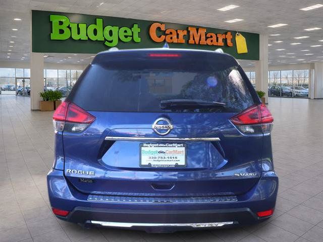 Used 2017 Nissan Rogue SV w/ Sun & Sound Touring Package AWD/4WD image 5