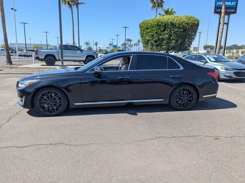 Used 2018 Genesis G90 3.3T Premium image 2