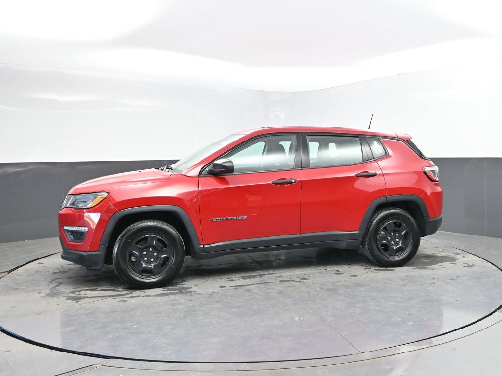 Used 2021 Jeep Compass Sport w/ Cold Weather Group FWD image 4