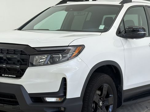 Used 2024 Honda Ridgeline Black Edition image 25