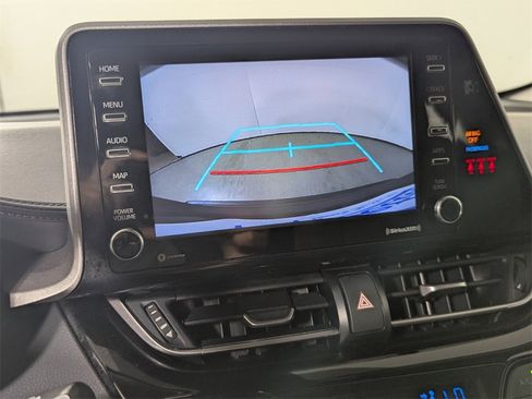 Used 2021 Toyota C-HR LE image 22