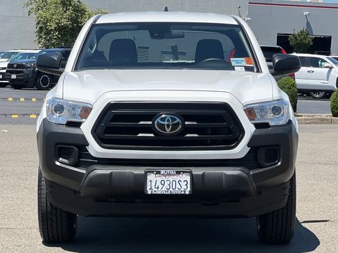 Used 2022 Toyota Tacoma SR RWD image 9