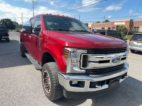 Used 2019 Ford F250 XLT w/ XLT Premium Package AWD/4WD image 7