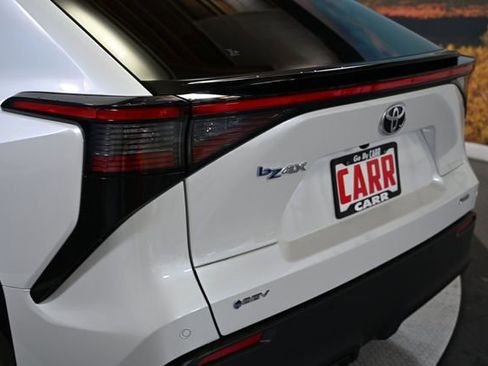 Used 2024 Toyota bZ4X XLE image 18