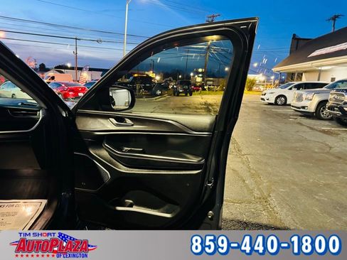 Used 2022 Jeep Grand Cherokee L Laredo w/ Luxury Tech Group I image 58