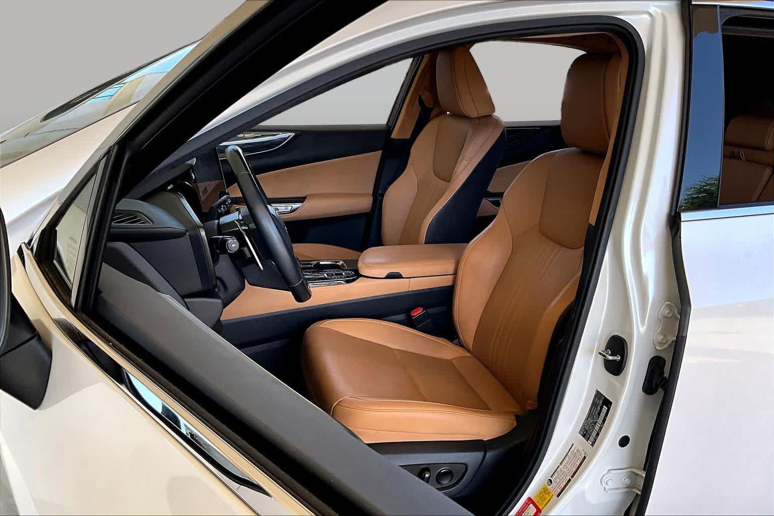 Used 2024 Lexus NX 350 AWD image 7