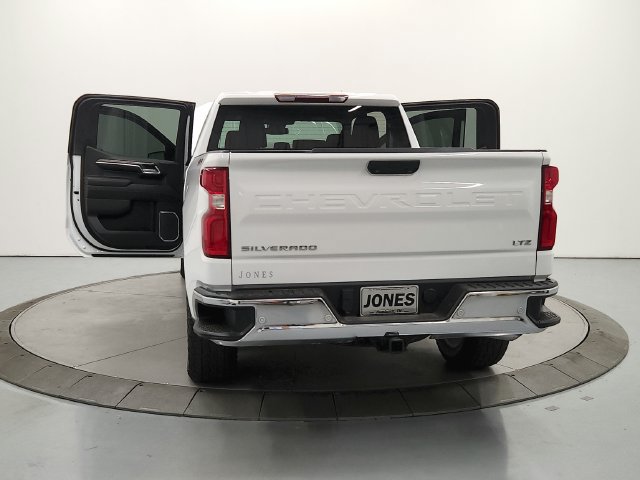 Used 2023 Chevrolet Silverado 1500 LTZ AWD/4WD image 36