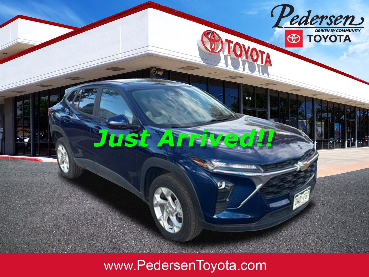Used 2024 Chevrolet Trax LS w/ LS Convenience Package FWD image 1