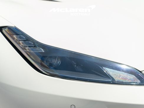 Used 2019 Ferrari Portofino image 11