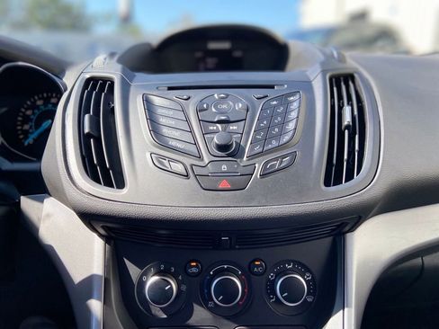 Used 2016 Ford Escape SE FWD image 24