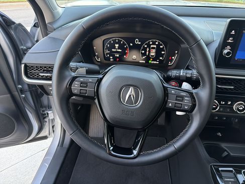 Used 2025 Acura ADX FWD image 18