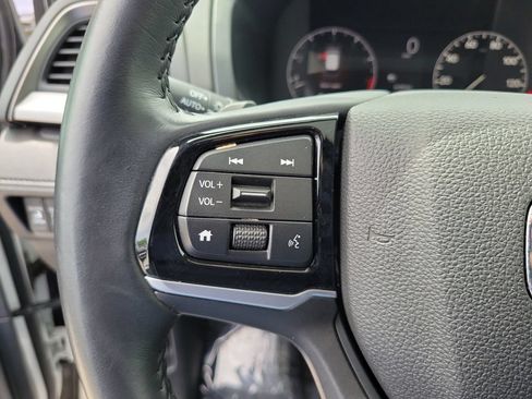 Used 2025 Honda Odyssey EX-L image 24