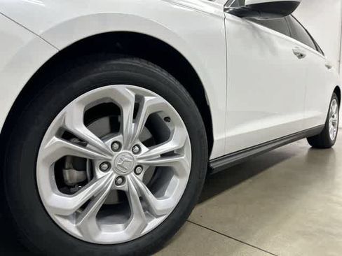 Used 2025 Honda Accord LX image 27