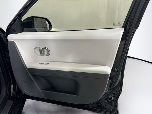 Used 2024 Hyundai Ioniq 5 SEL RWD image 32