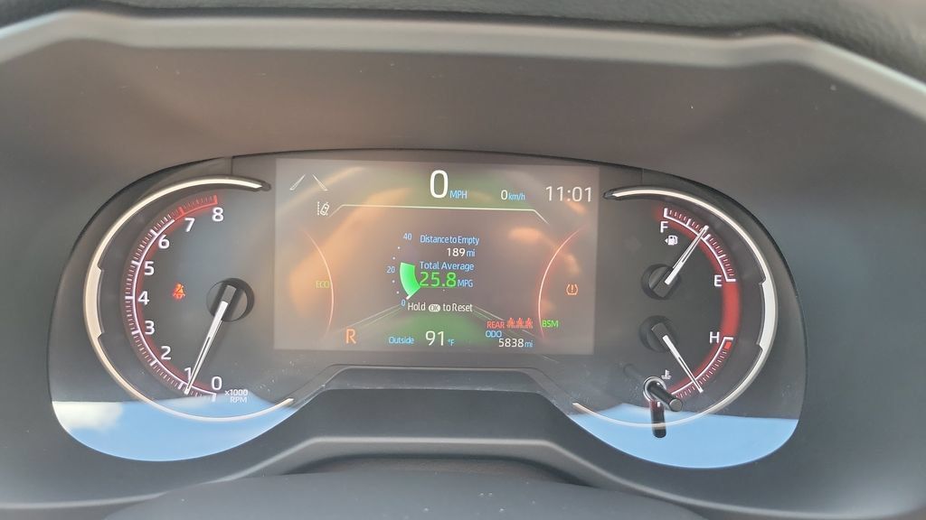 Used 2024 Toyota RAV4 XLE Premium FWD image 23