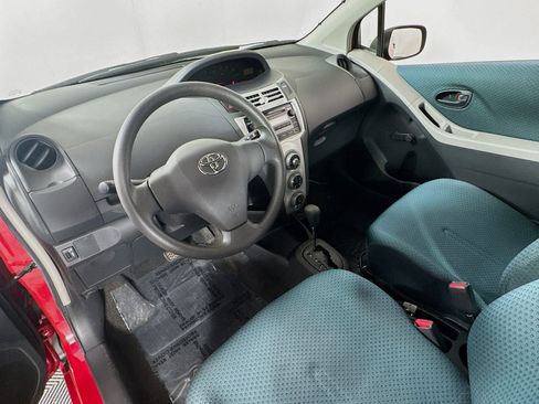 Used 2008 Toyota Yaris 2-Door Hatchback FWD image 17
