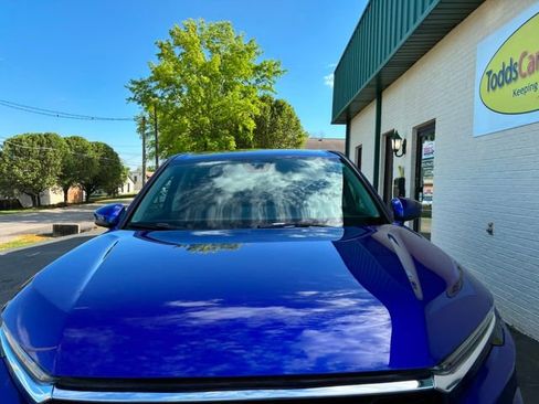 Used 2024 Honda CR-V EX-L image 9