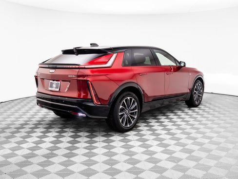 New 2026 Cadillac Lyriq Sport image 5