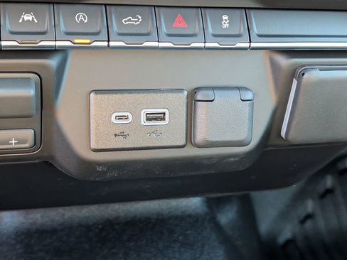 New 2026 GMC Sierra 1500 Pro w/ Pro Value Package image 44