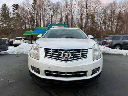 Used 2015 Cadillac SRX Premium image 2
