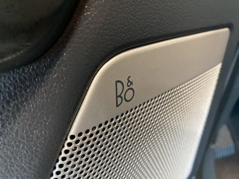 Certified 2023 Ford F150 Lariat w/ Equipment Group 502A High image 18