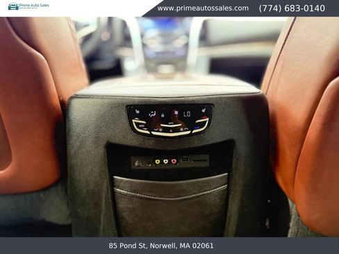 Used 2015 Cadillac Escalade Premium AWD/4WD image 22