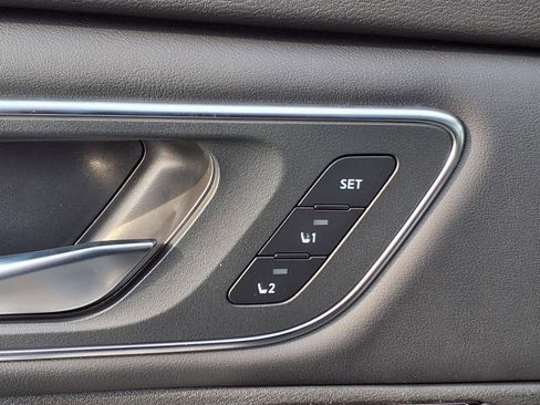 New 2025 Nissan Rogue Platinum w/ Tech Package image 21